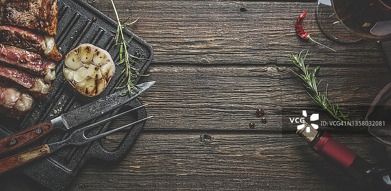 烤牛排红酒美食背景图片素材