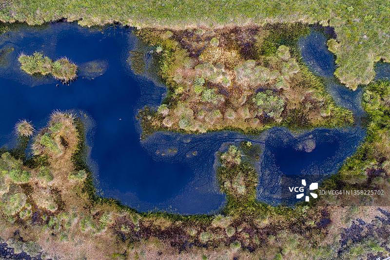 德国下萨克森州瓦根费尔德新斯泰特沼泽的鸟瞰图图片素材