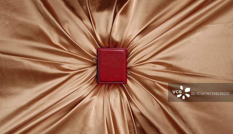 盒子，礼品盒，银色，金色，顶角图片素材