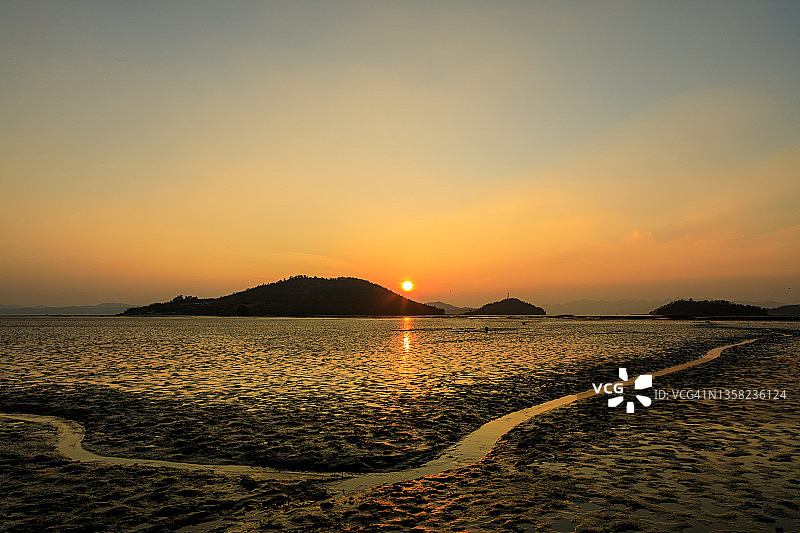 韩国顺天市洼温海滩风光图片素材