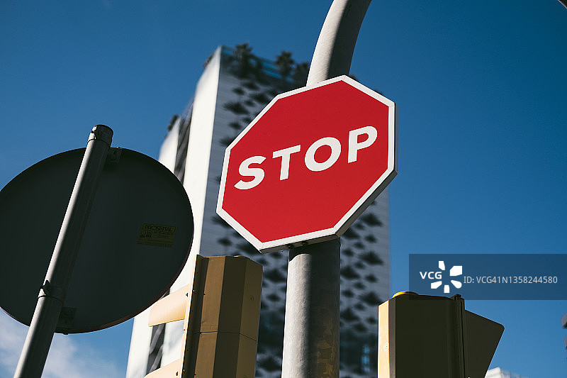 交通标志图片素材