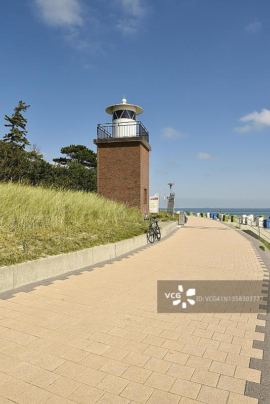 德国叙尔特岛奥尔霍恩灯塔及海滨图片素材