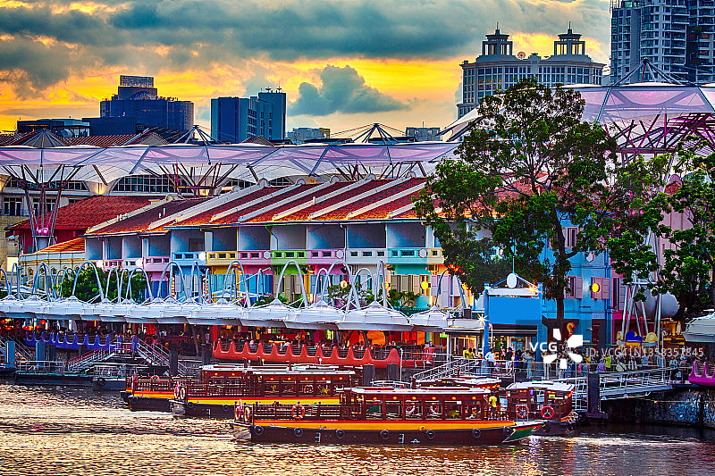 新加坡克拉码头的新加坡河图片素材