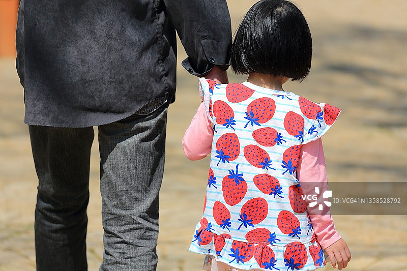 春季亲子户外活动图片素材