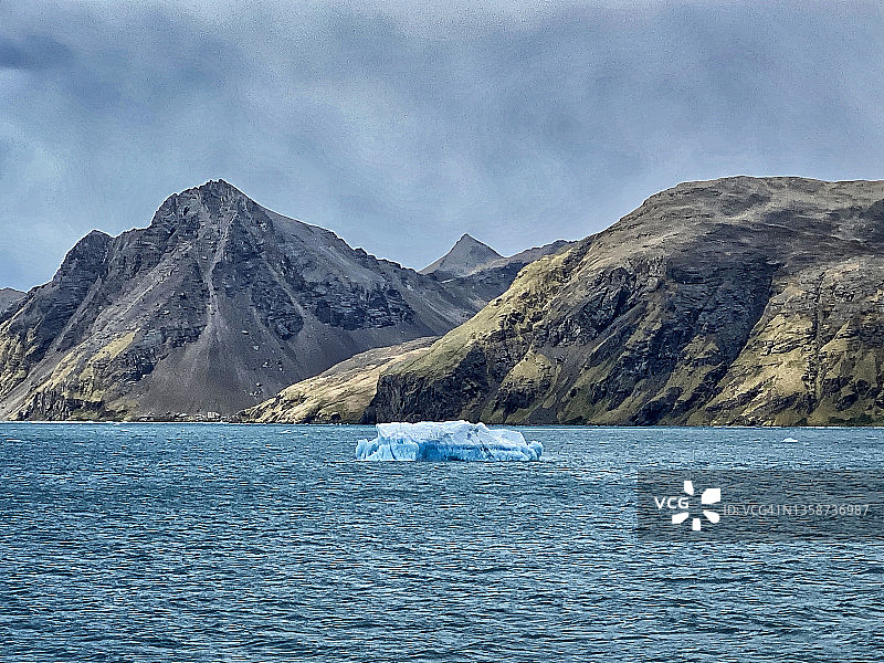 坎伯兰西湾的小型冰山，南乔治亚图片素材