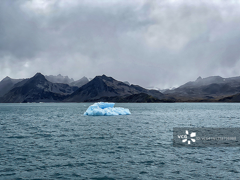 坎伯兰西湾的小型冰山，南乔治亚图片素材