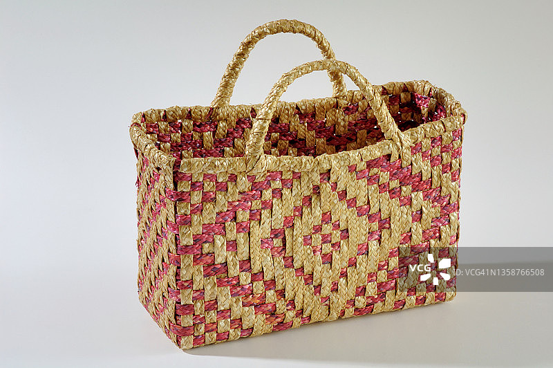 大型草编包图片素材