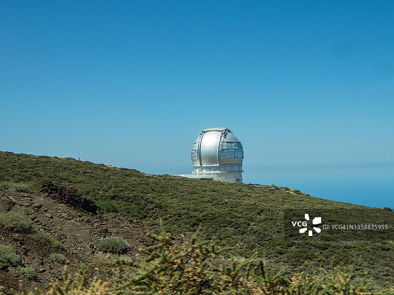 西班牙拉帕尔马岛天文望远镜图片素材