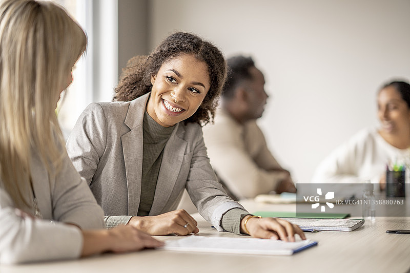 成人教育课程图片素材