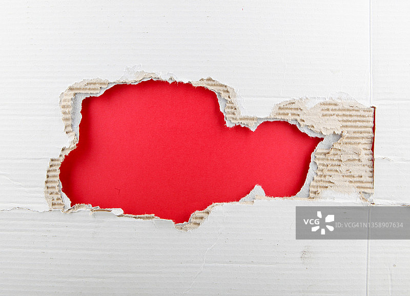 纸板上的破洞图片素材