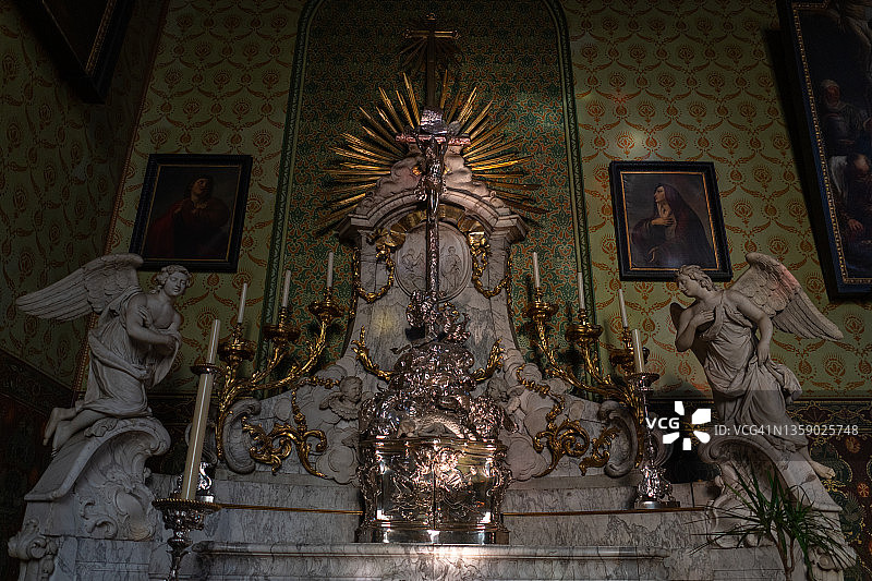 圣血大教堂的祭坛图片素材