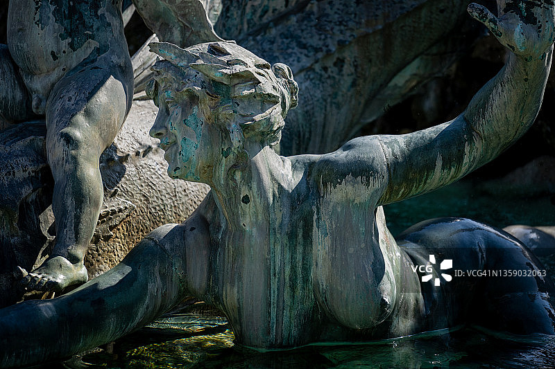 吉伦特派纪念碑雕像细节图片素材