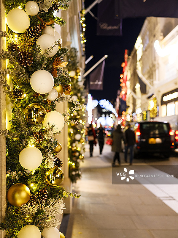 在伦敦新邦德街圣诞节购物图片素材