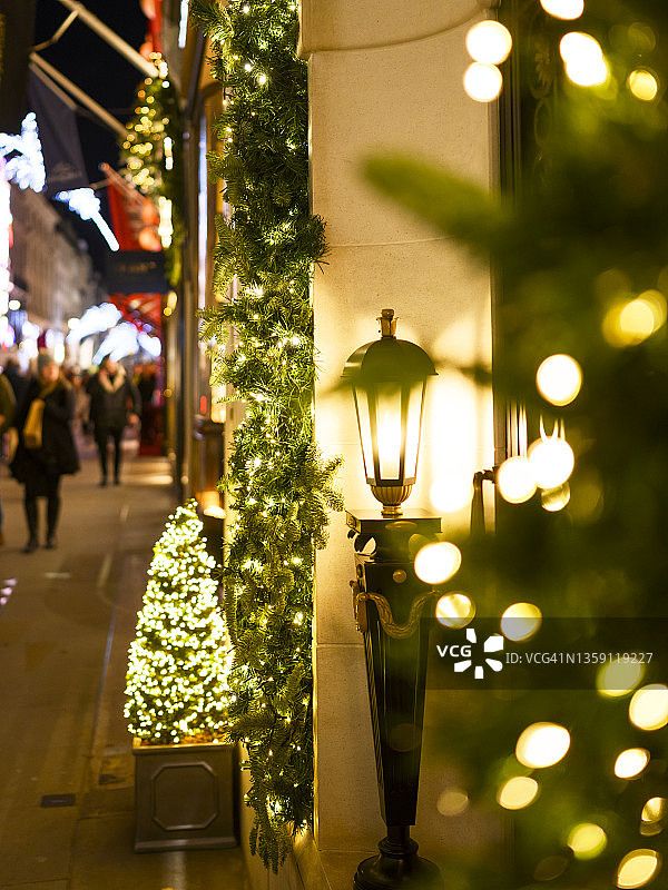 在伦敦新邦德街圣诞节购物图片素材
