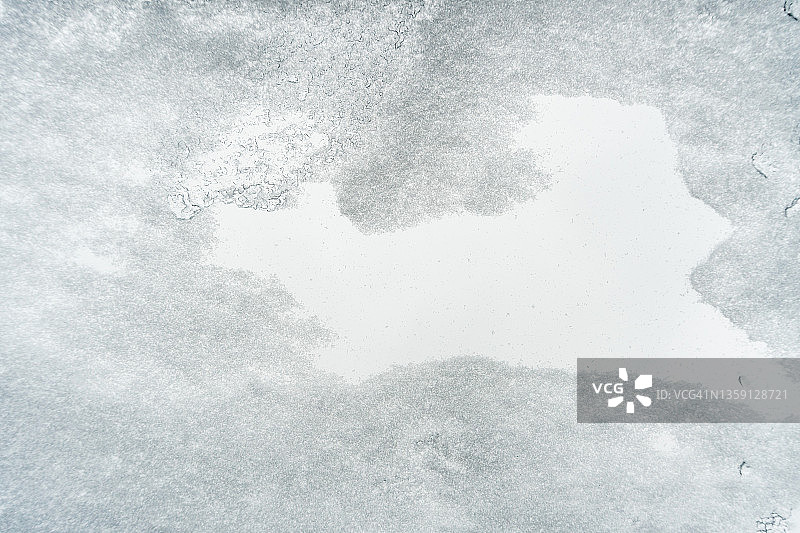 窗户上的雪景图片素材