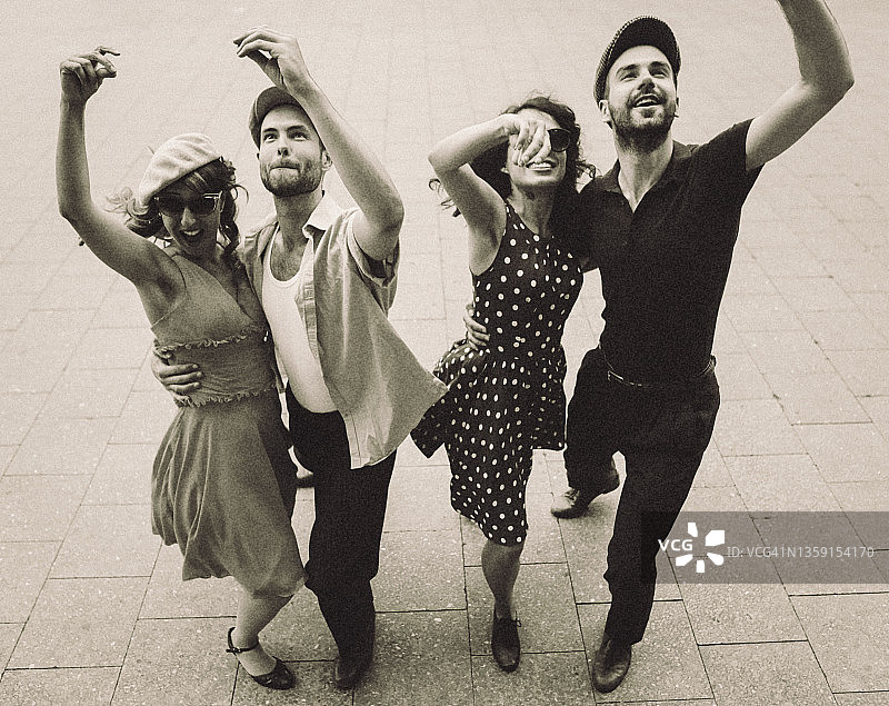 跳舞的乐趣！图片素材