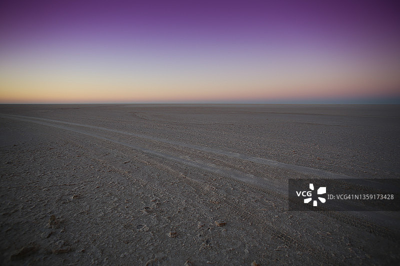 突尼斯托泽尔盐滩图片图片素材