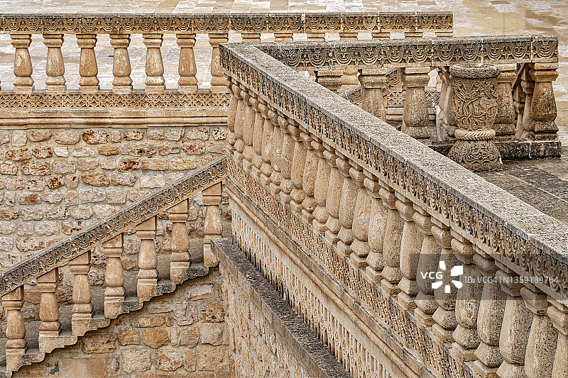 土耳其马尔丁省米迪亚特附近阿尼特勒村的圣母玛利亚修道院图片素材