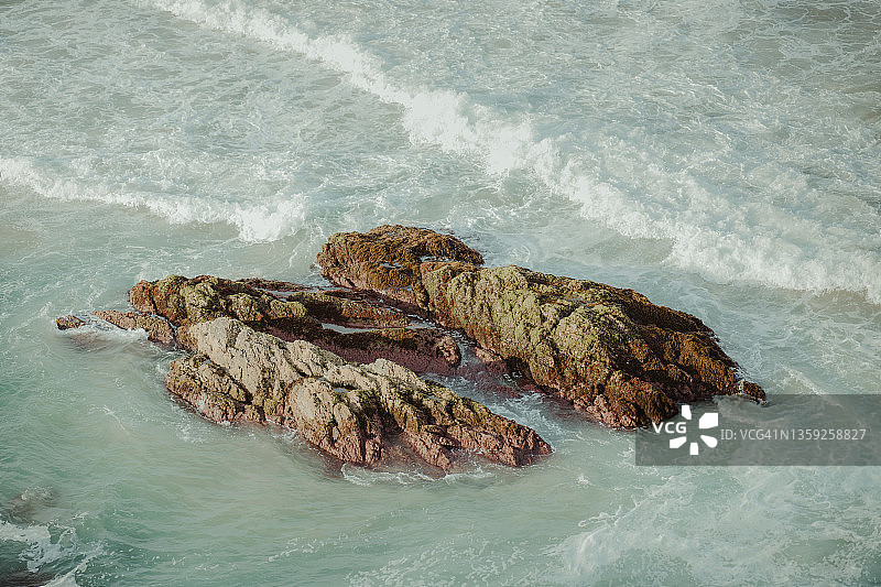 拜伦角瞭望点的海浪图片素材