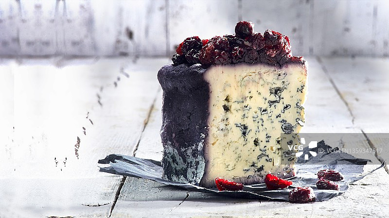 蓝纹奶酪配蔓越莓图片素材