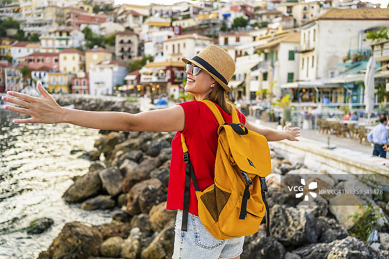 欣赏周围的宁静与美丽图片素材