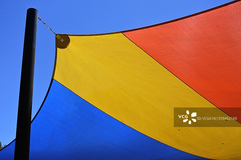 彩色遮阳帆棚顶图片素材