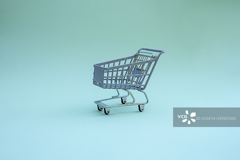 薄荷绿上的购物图表图片素材