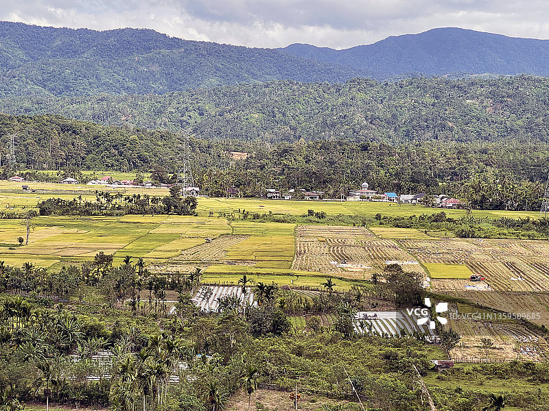 亚齐苏门答腊的唐斯山谷和巴里桑山脉图片素材