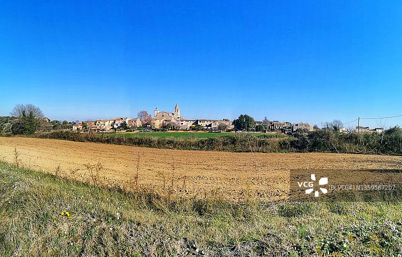 西班牙加泰罗尼亚的圣萨杜尔尼德莱乌拉图片素材