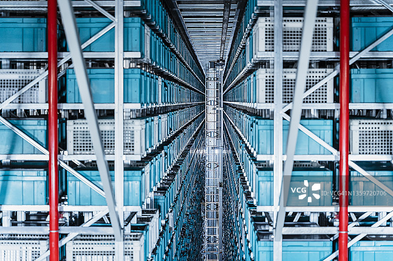 蓝色集装箱自动化仓库货架图片素材