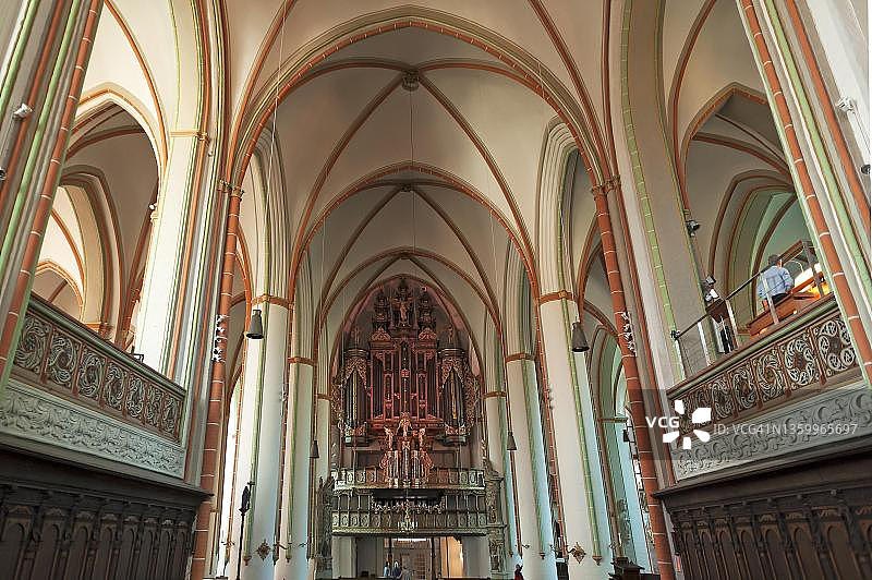 吕讷堡圣约翰尼斯教堂的巴洛克式管风琴图片素材