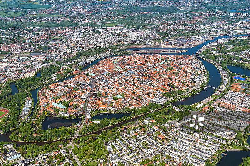 德国吕贝克市中心城市景观图片素材