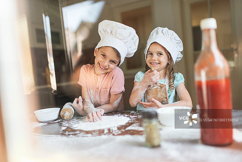 在家准备食物图片素材