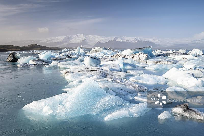 冰岛南岸杰古沙龙冰川泻湖，瓦特纳冰川国家公园图片素材