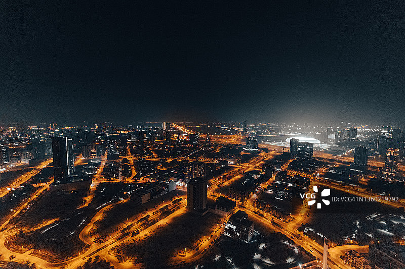 阿拉伯联合酋长国迪拜的夜间城市景观图片素材