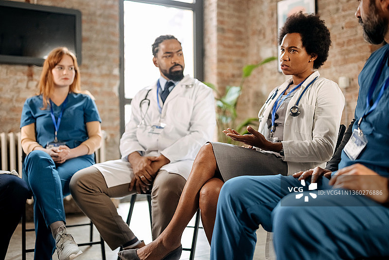 后疫情时代心理健康非常重要图片素材