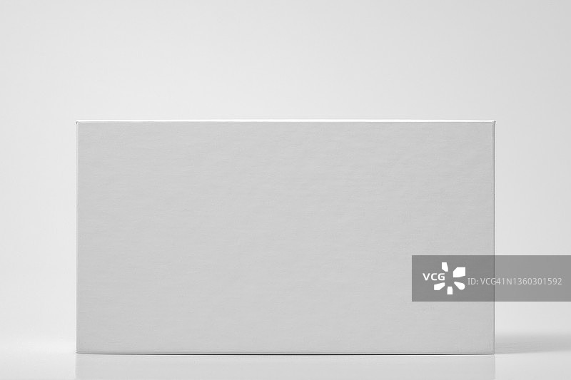 背景上的白色长方体盒子图片素材