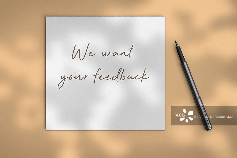 我们需要您的反馈纸张阴影米色背景图片素材