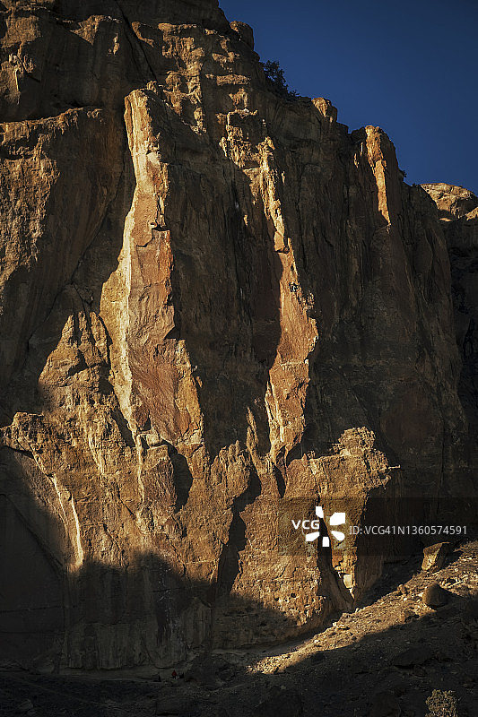 俄勒冈州史密斯岩州立公园的壮丽岩壁图片素材