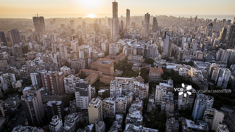 城市天际线航拍图片素材