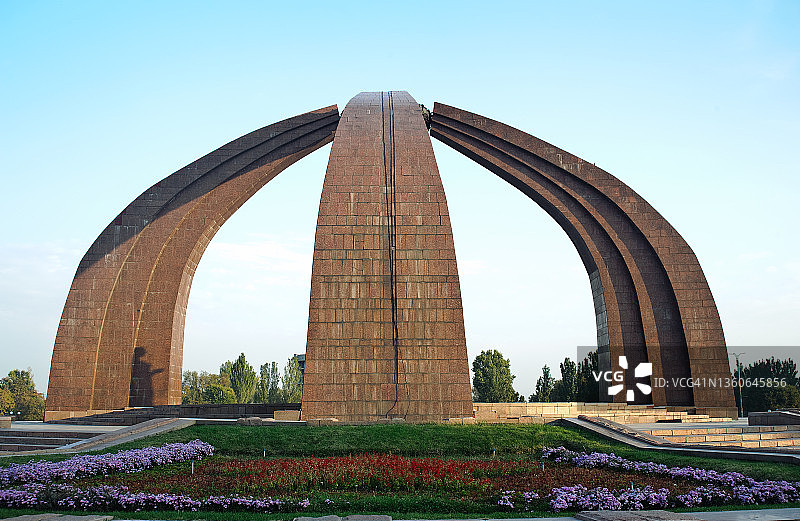 吉尔吉斯斯坦胜利纪念碑图片素材