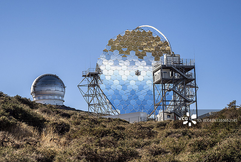 拉帕尔马岛罗克·德·洛斯·穆查乔斯天文望远镜和天文台图片素材