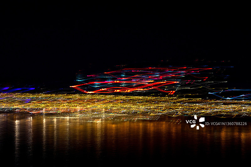 夜晚的莱茵河图片素材