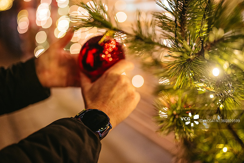 装饰圣诞树图片素材