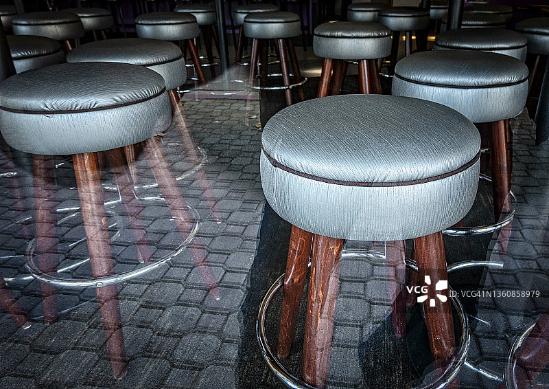 许多吧台凳图片素材