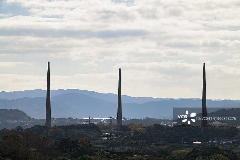 长崎县佐世保市的史迹【旧佐世保无线电信所（针尾送信所）】的3座电波塔图片素材