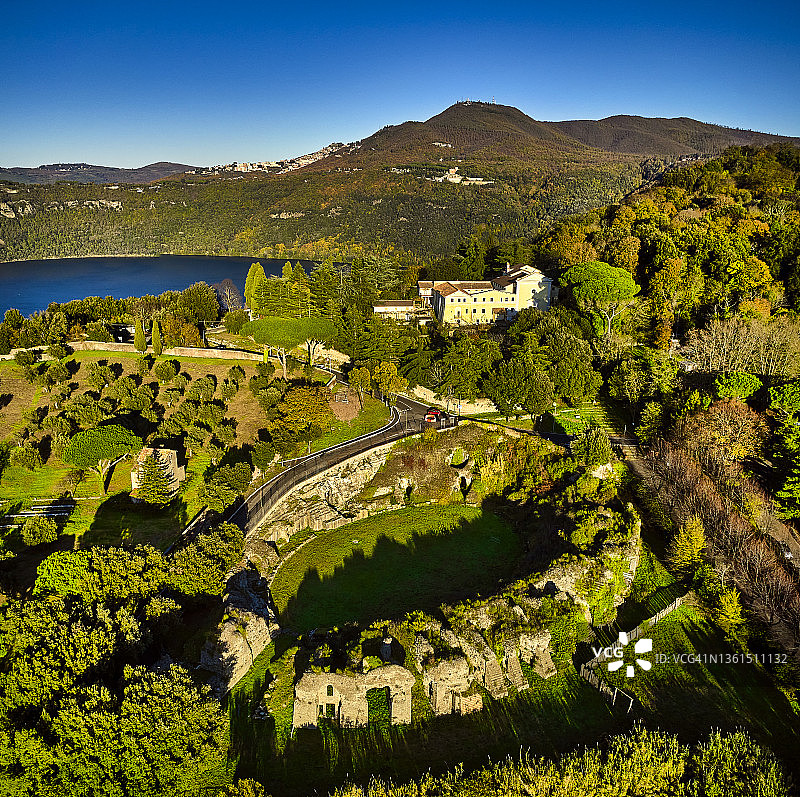 意大利阿尔巴诺拉齐奥的塞维利亚诺罗马圆形剧场遗址图片素材