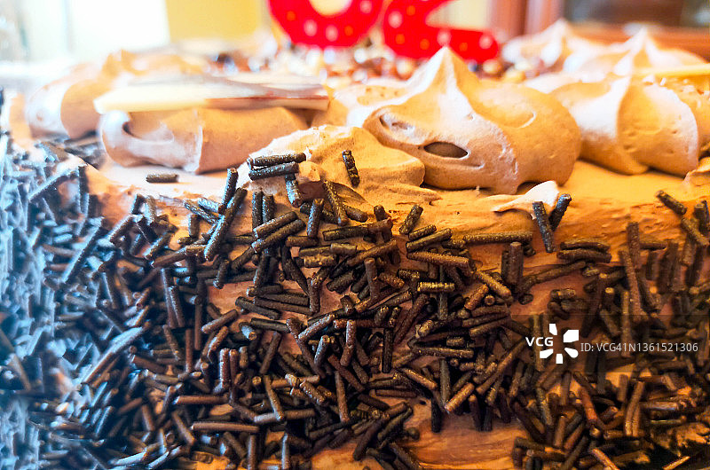 巧克力松露蛋糕图片素材