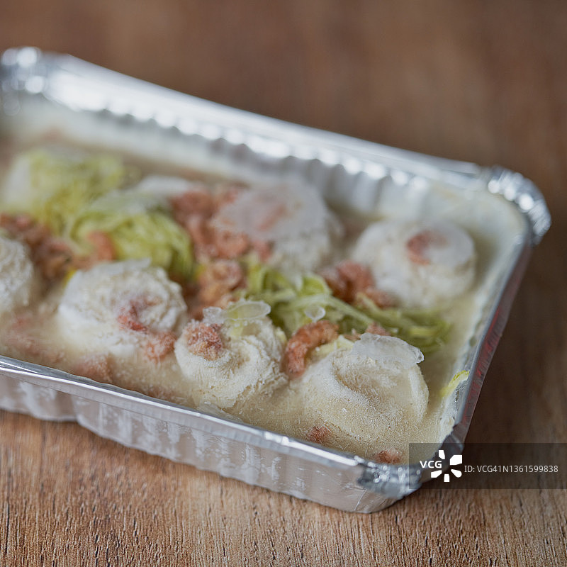 冷冻鲽鱼片配虾仁图片素材