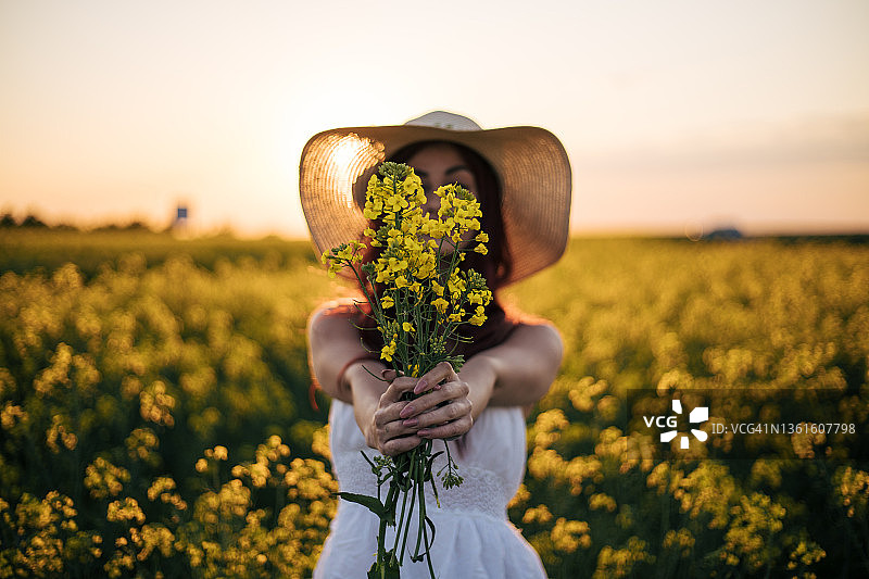 漂亮的女人图片素材